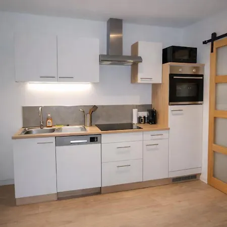 Apartamento 2 Pieces Proche Centre Et Parc Expo *